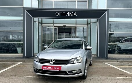 Volkswagen Passat B7, 2012 год, 1 000 000 рублей, 1 фотография