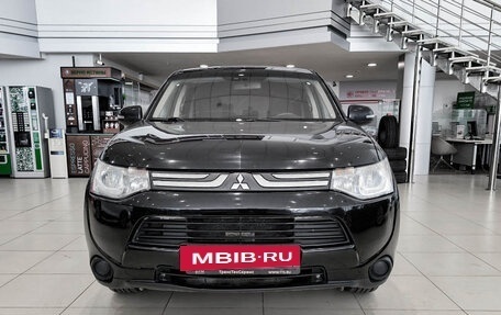 Mitsubishi Outlander III рестайлинг 3, 2012 год, 1 290 000 рублей, 2 фотография