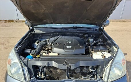 Toyota Land Cruiser Prado 120 рестайлинг, 2006 год, 1 899 000 рублей, 9 фотография