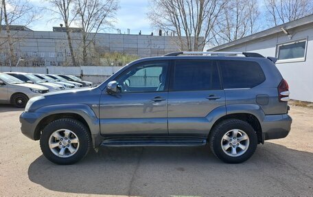 Toyota Land Cruiser Prado 120 рестайлинг, 2006 год, 1 899 000 рублей, 8 фотография