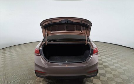 Hyundai Solaris II рестайлинг, 2018 год, 1 100 000 рублей, 12 фотография