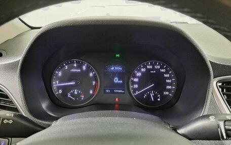 Hyundai Solaris II рестайлинг, 2018 год, 1 100 000 рублей, 16 фотография