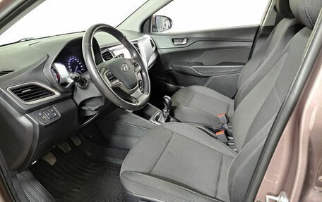 Hyundai Solaris II рестайлинг, 2018 год, 1 100 000 рублей, 20 фотография