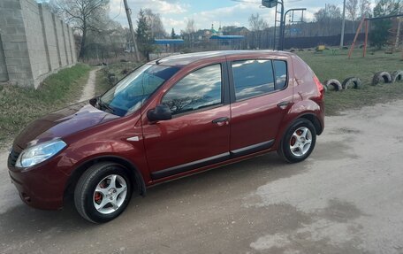 Renault Sandero I, 2011 год, 690 000 рублей, 18 фотография