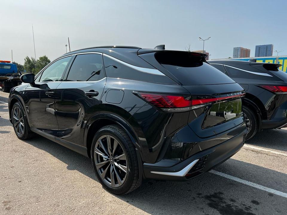 Lexus RX IV рестайлинг, 2024 год, 9 800 000 рублей, 3 фотография