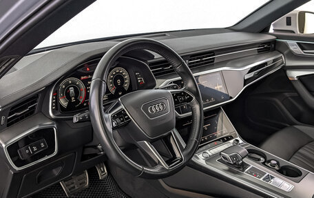 Audi A6, 2019 год, 4 500 000 рублей, 15 фотография