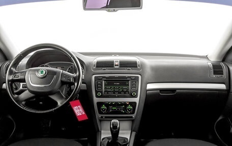 Skoda Octavia, 2011 год, 845 000 рублей, 14 фотография
