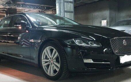 Jaguar XJ IV (X351), 2016 год, 2 850 000 рублей, 12 фотография
