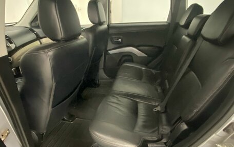 Mitsubishi Outlander III рестайлинг 3, 2007 год, 840 000 рублей, 14 фотография