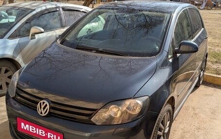 Volkswagen Golf Plus II, 2011 год, 830 000 рублей, 1 фотография