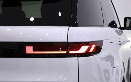 Land Rover Range Rover Sport, 2024 год, 20 600 000 рублей, 17 фотография
