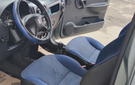 Peugeot Partner II рестайлинг 2, 2010 год, 525 000 рублей, 14 фотография