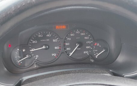 Peugeot Partner II рестайлинг 2, 2010 год, 525 000 рублей, 9 фотография