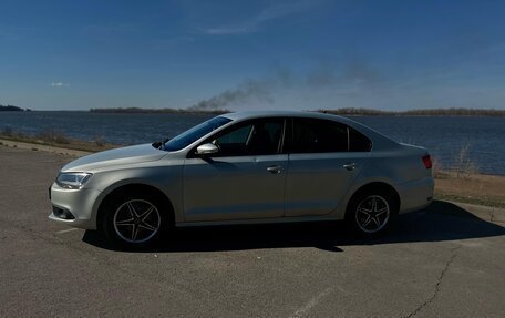Volkswagen Jetta VI, 2011 год, 720 000 рублей, 4 фотография