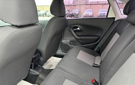 Volkswagen Polo VI (EU Market), 2013 год, 950 000 рублей, 11 фотография