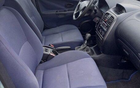 Mitsubishi Carisma I, 2002 год, 275 000 рублей, 7 фотография