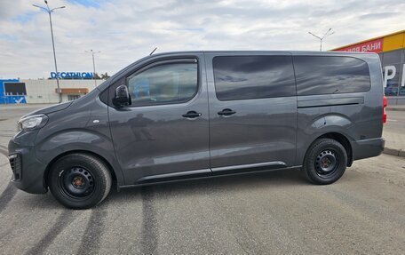 Peugeot Traveller I, 2019 год, 3 800 000 рублей, 5 фотография