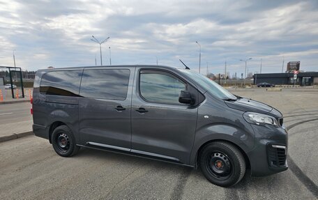 Peugeot Traveller I, 2019 год, 3 800 000 рублей, 11 фотография