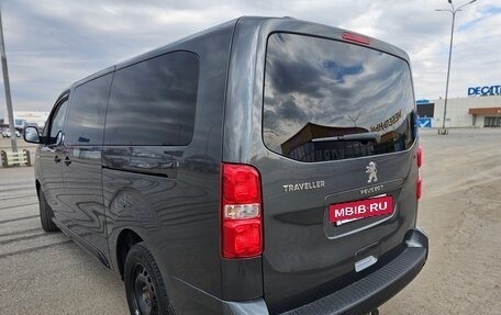 Peugeot Traveller I, 2019 год, 3 800 000 рублей, 7 фотография