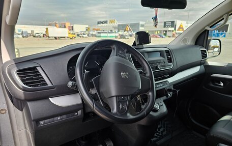 Peugeot Traveller I, 2019 год, 3 800 000 рублей, 20 фотография