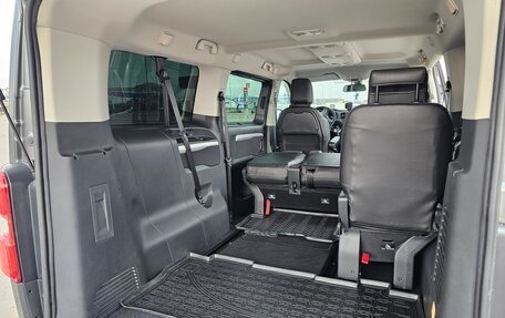 Peugeot Traveller I, 2019 год, 3 800 000 рублей, 30 фотография