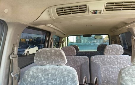 Nissan Serena II, 2001 год, 560 000 рублей, 10 фотография