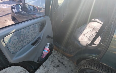 Chevrolet Niva I рестайлинг, 2004 год, 239 000 рублей, 8 фотография