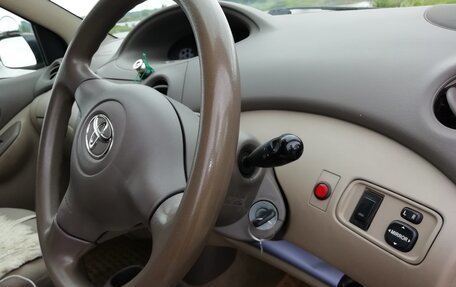 Toyota Platz, 2005 год, 395 500 рублей, 5 фотография