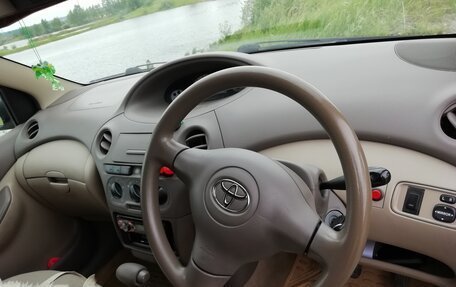 Toyota Platz, 2005 год, 395 500 рублей, 6 фотография