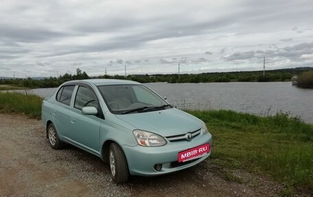 Toyota Platz, 2005 год, 395 500 рублей, 3 фотография