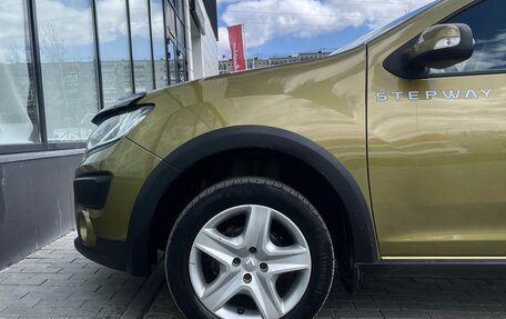 Renault Sandero II рестайлинг, 2016 год, 1 098 000 рублей, 17 фотография