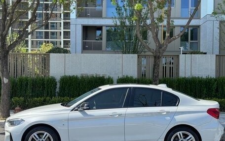 BMW 1 серия, 2020 год, 1 700 000 рублей, 6 фотография