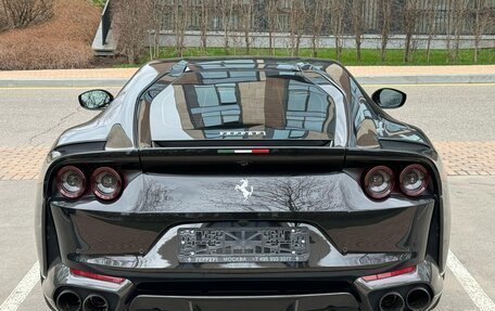 Ferrari 812, 2020 год, 34 900 000 рублей, 8 фотография