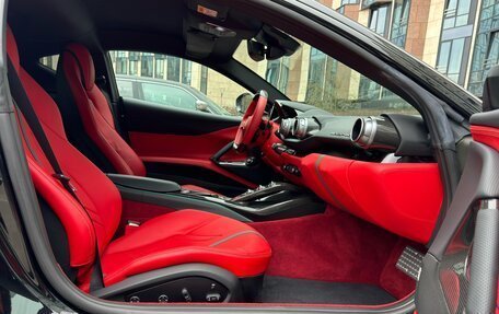 Ferrari 812, 2020 год, 34 900 000 рублей, 33 фотография