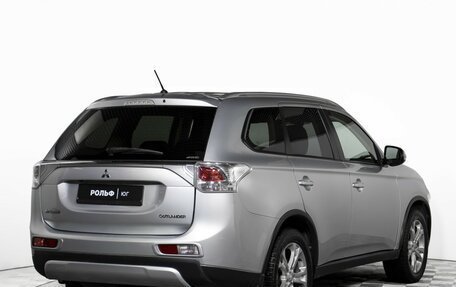Mitsubishi Outlander III рестайлинг 3, 2014 год, 1 398 000 рублей, 5 фотография