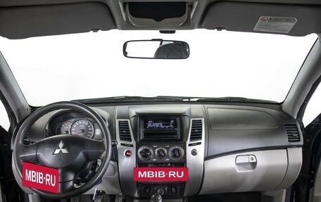Mitsubishi Pajero Sport II рестайлинг, 2012 год, 1 375 000 рублей, 10 фотография