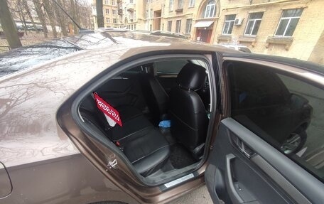 Skoda Rapid I, 2017 год, 1 275 000 рублей, 5 фотография