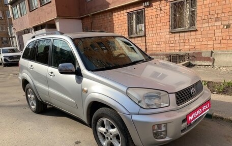 Toyota RAV4, 2002 год, 680 000 рублей, 3 фотография