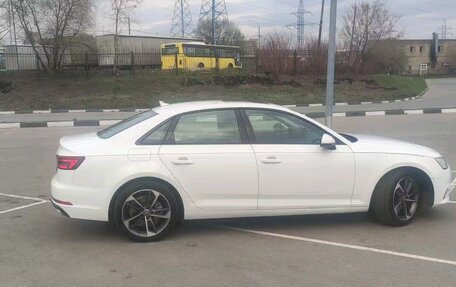 Audi A4, 2019 год, 2 850 000 рублей, 7 фотография