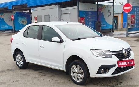 Renault Logan II, 2018 год, 630 000 рублей, 7 фотография