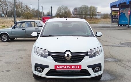 Renault Logan II, 2018 год, 630 000 рублей, 8 фотография