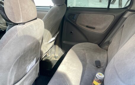 Toyota Platz, 2000 год, 180 000 рублей, 4 фотография