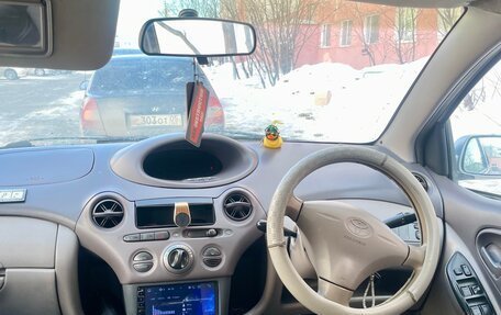 Toyota Platz, 2000 год, 180 000 рублей, 3 фотография