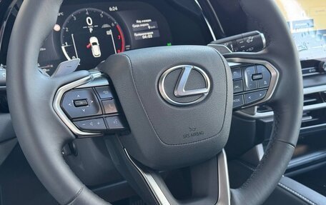 Lexus RX IV рестайлинг, 2025 год, 8 350 000 рублей, 19 фотография