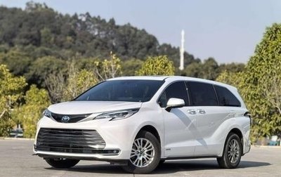 Toyota Sienna, 2022 год, 2 200 000 рублей, 1 фотография