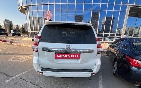 Toyota Land Cruiser Prado 150 рестайлинг 2, 2013 год, 4 000 000 рублей, 18 фотография