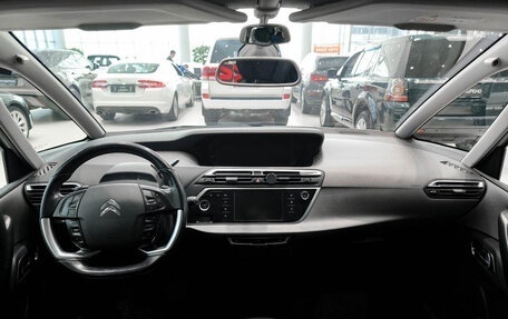 Citroen C4 Picasso II рестайлинг, 2014 год, 1 250 000 рублей, 18 фотография