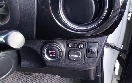 Toyota Vitz, 2015 год, 1 150 000 рублей, 21 фотография