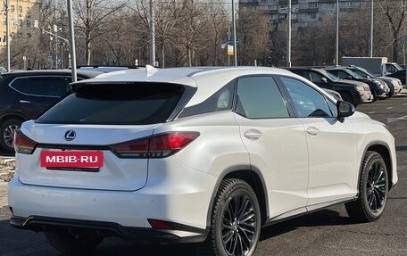 Lexus RX IV рестайлинг, 2021 год, 8 800 000 рублей, 2 фотография