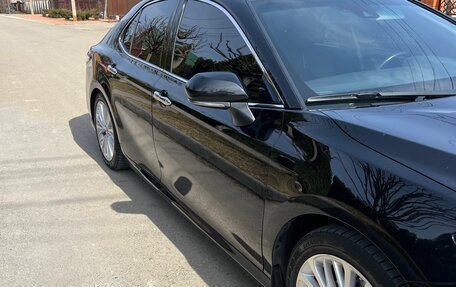 Toyota Camry, 2019 год, 2 870 000 рублей, 3 фотография